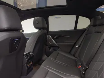 550e xDrive M Sport Sonderlackierung