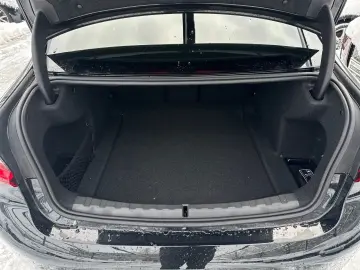 320d xDrive Limousine M Sportpaket HK HiFi DAB