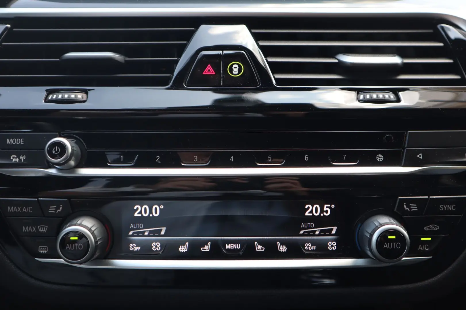 540i xDrive Limousine M Sport/Head-Up/DAB/HK/SHZ