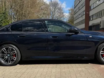 520d,MSportPro,Iconic,B&W,360Cam,Headup,Standh