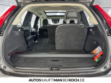 XC90 T8 Plug-In AWD Plus ACC H/K SD BLIS 360 LED