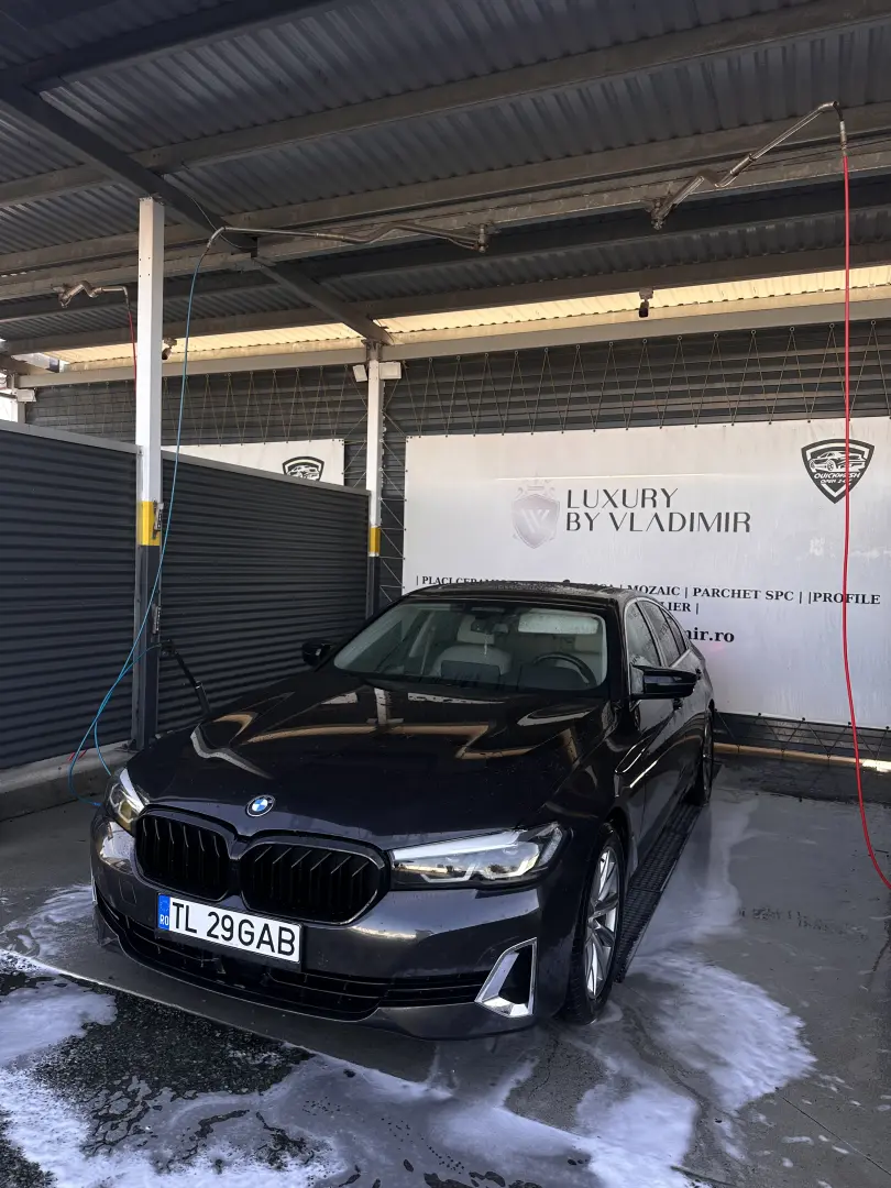 BMW 520