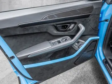 Lamborghini Urus Performante Blu Clepheus