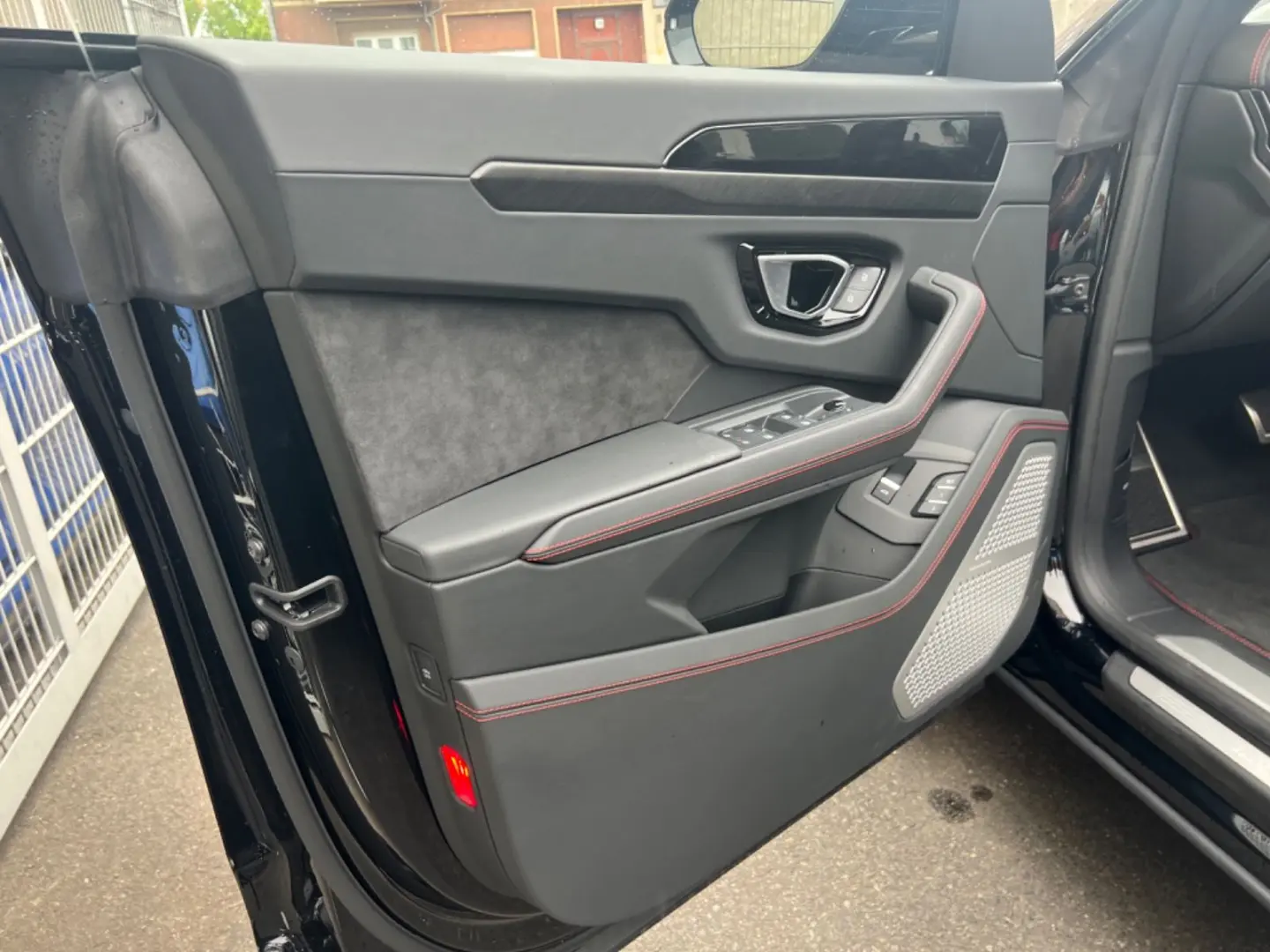 Urus 4.0 V8 Pano.ADAS,B&O,HUD, 23 Zoll,Q-Citura