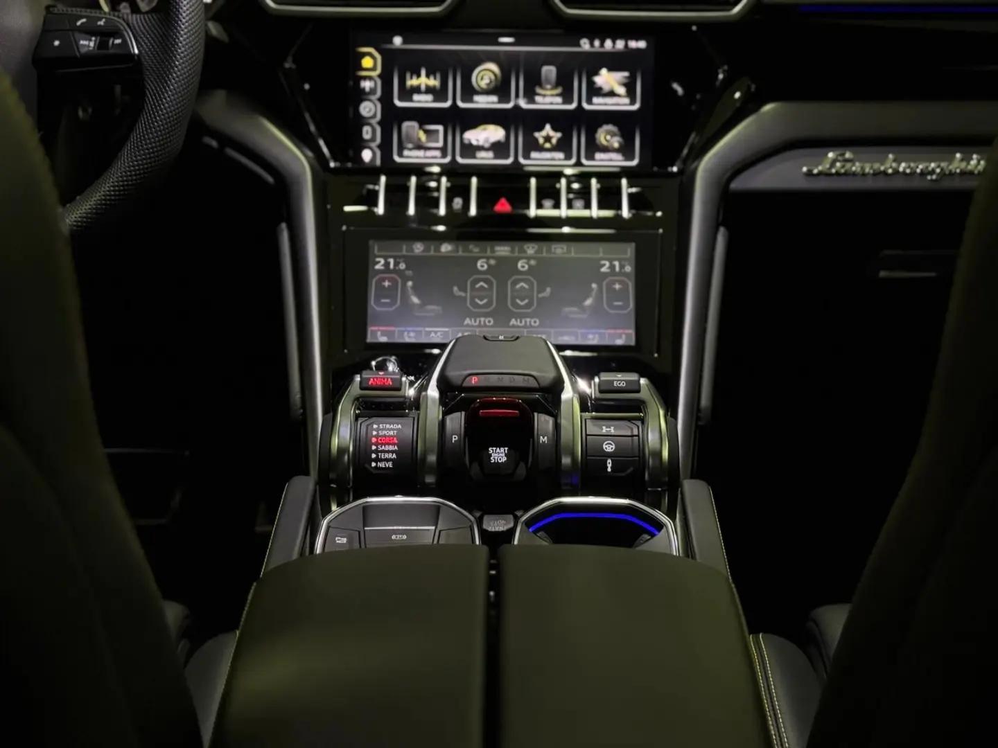 Urus S*StylePack*3D-B&O*360*AIR*23ZOLL*PANO*SOFT