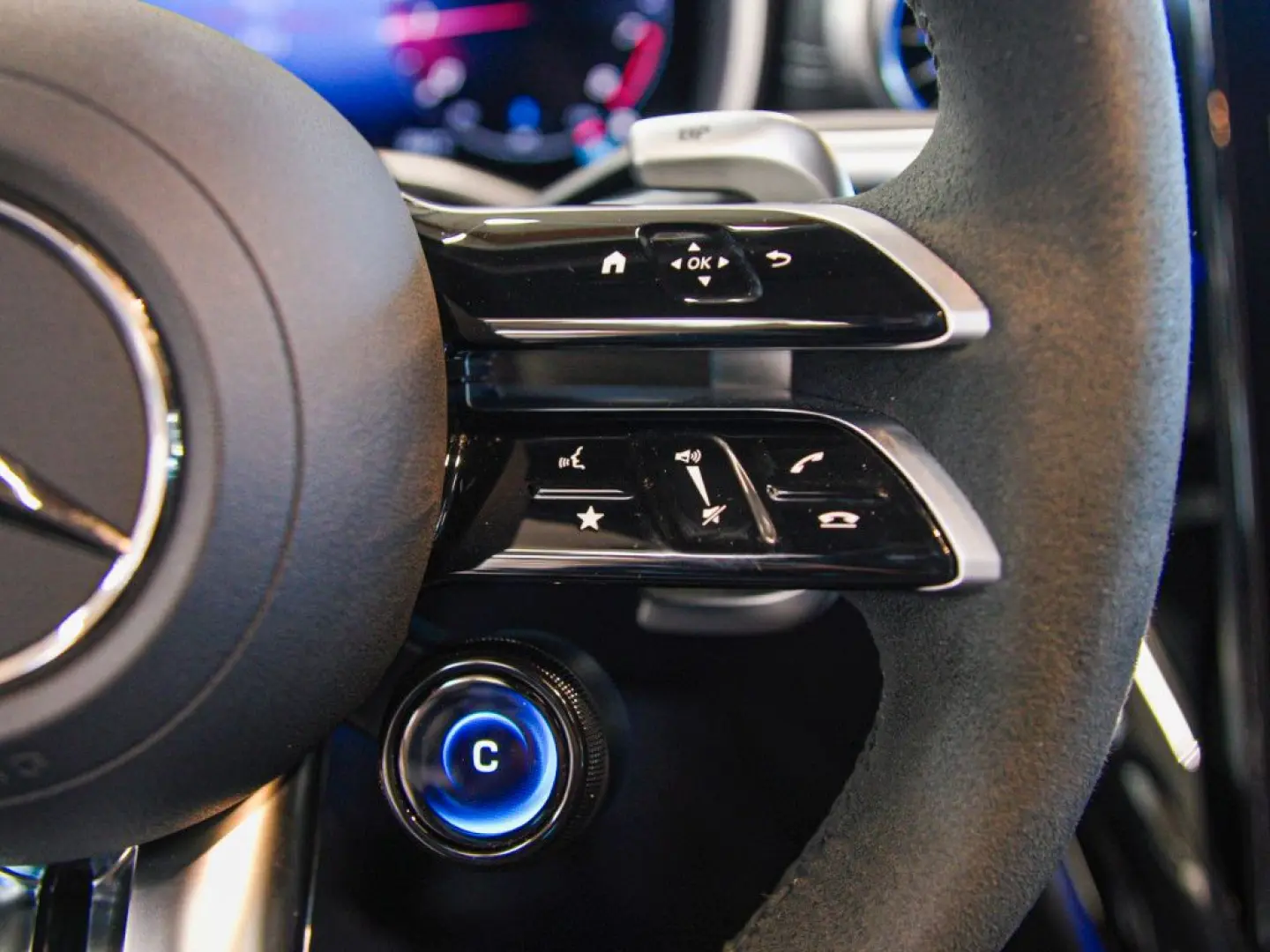 AMG GT 63 4M+ Performance-Sitz Dyn+ ACC LED Pano