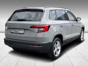 Karoq 2.0 TDI DSG Ambition LED/NAVI/ACC/SITZHZG.