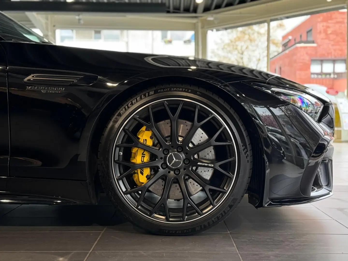 SL 63 AMG 4M*PremiumPlus*Aero*LIFT*Night-P2*