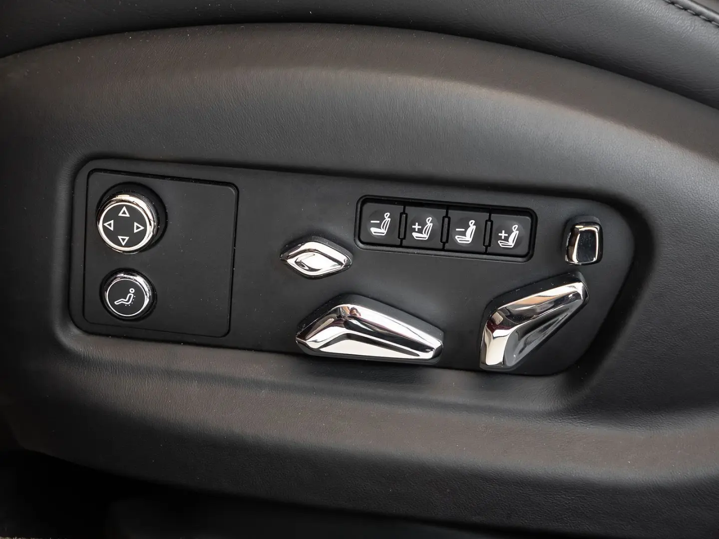 New Flying Spur S Hybrid