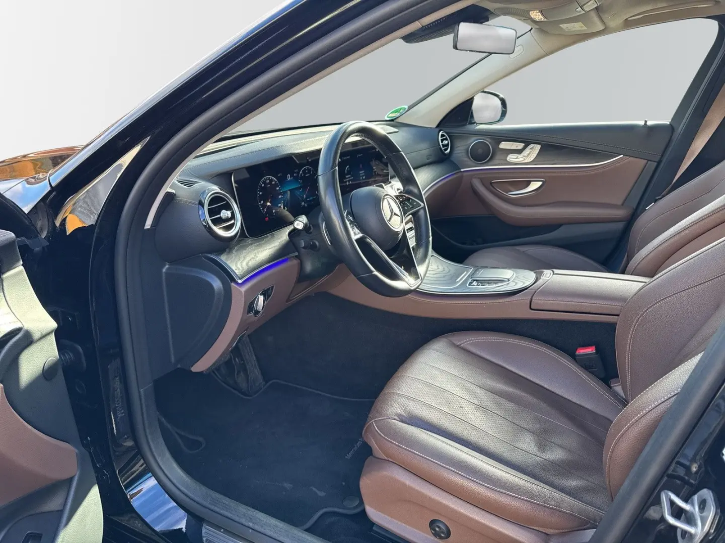 E 200 AMG Line *Pano *360° *Keyless *Headup