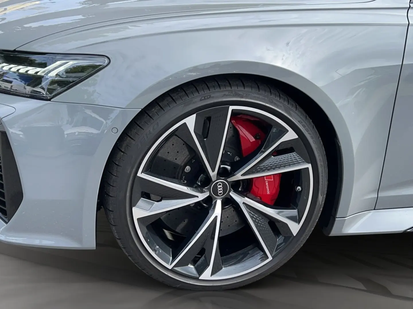 RS 6 Avant 4.0 TFSI qu. Tiptronic AHK+KERAMIK+HD