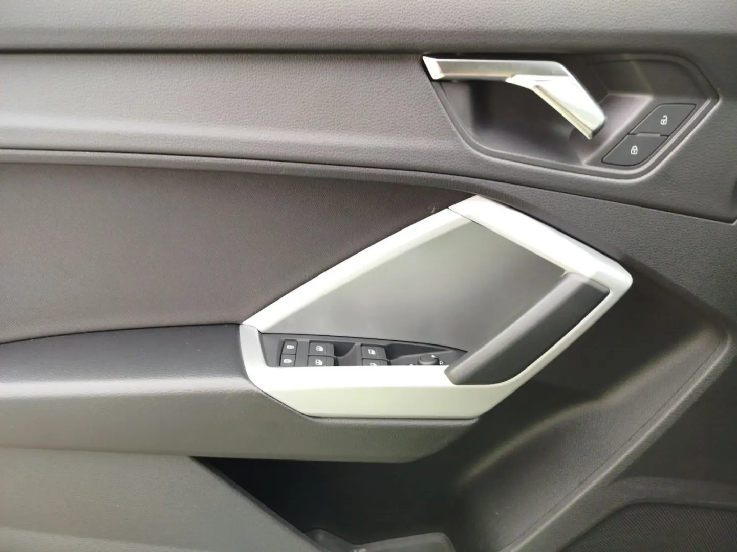 Q3 Sportback 35 TFSI S tronic LED DAB VC Tempomat