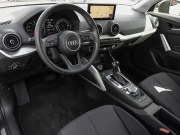 Q2 S line 35 TFSI 110(150) S tronic NAVI Plus LE
