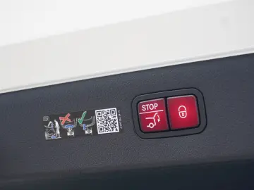 EQS 580 4M AMG°DESIGNO°PREM+°PANO°HUD°HAL-10°AHK