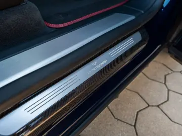 Urus S Carbon*Pano*B&O*el.AHK*TV*HUD*AdPersonam*