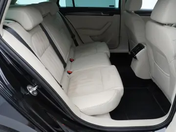 Škoda Superb 2.0 TDI Style 4×4