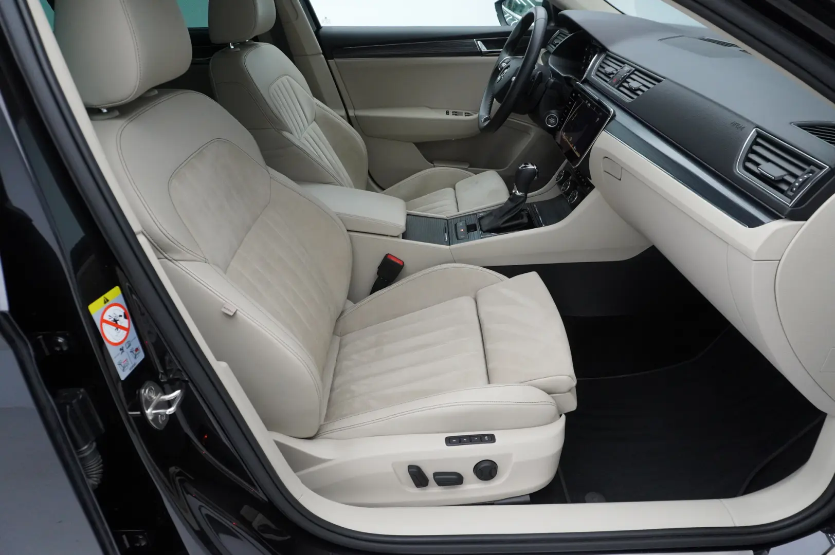 Škoda Superb 2.0 TDI Style 4×4