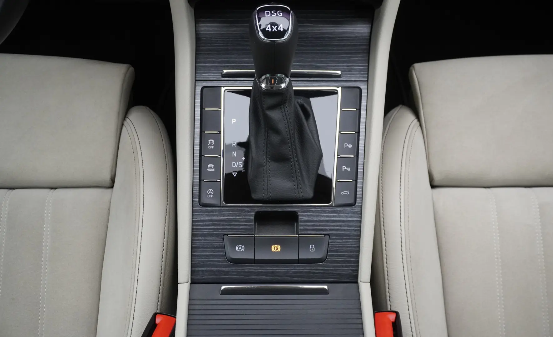 Škoda Superb 2.0 TDI Style 4×4