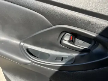 REPREZENTANTA TOYOTA AUTO CA NOU