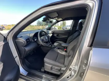 REPREZENTANTA TOYOTA AUTO CA NOU