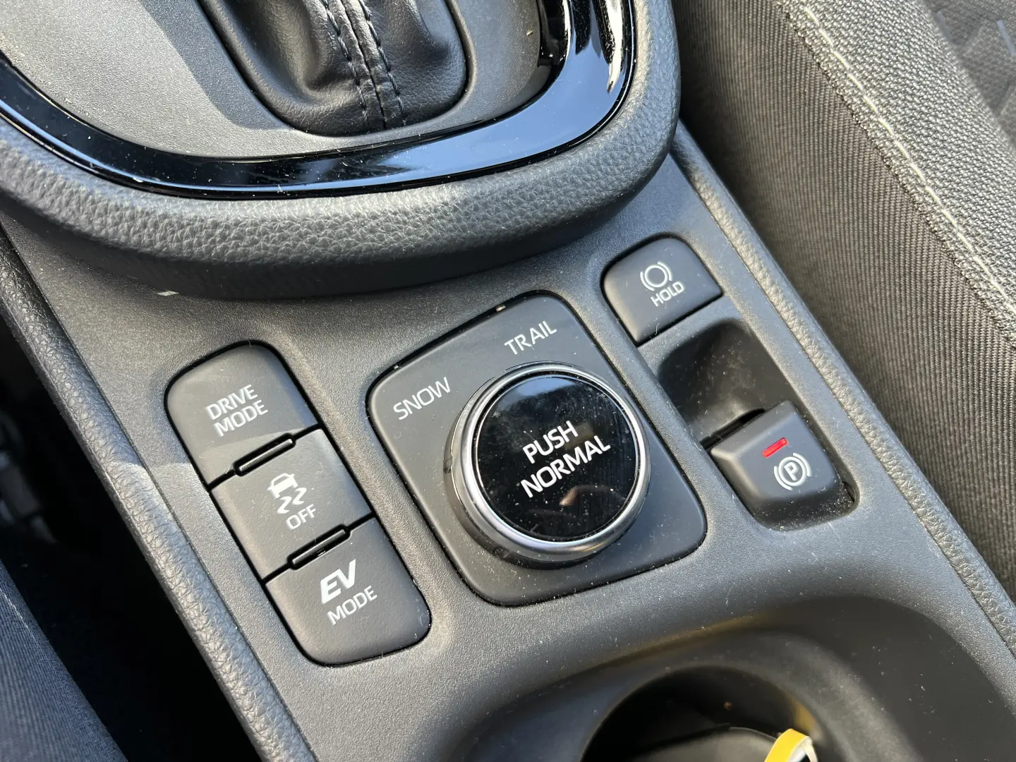 REPREZENTANTA TOYOTA AUTO CA NOU