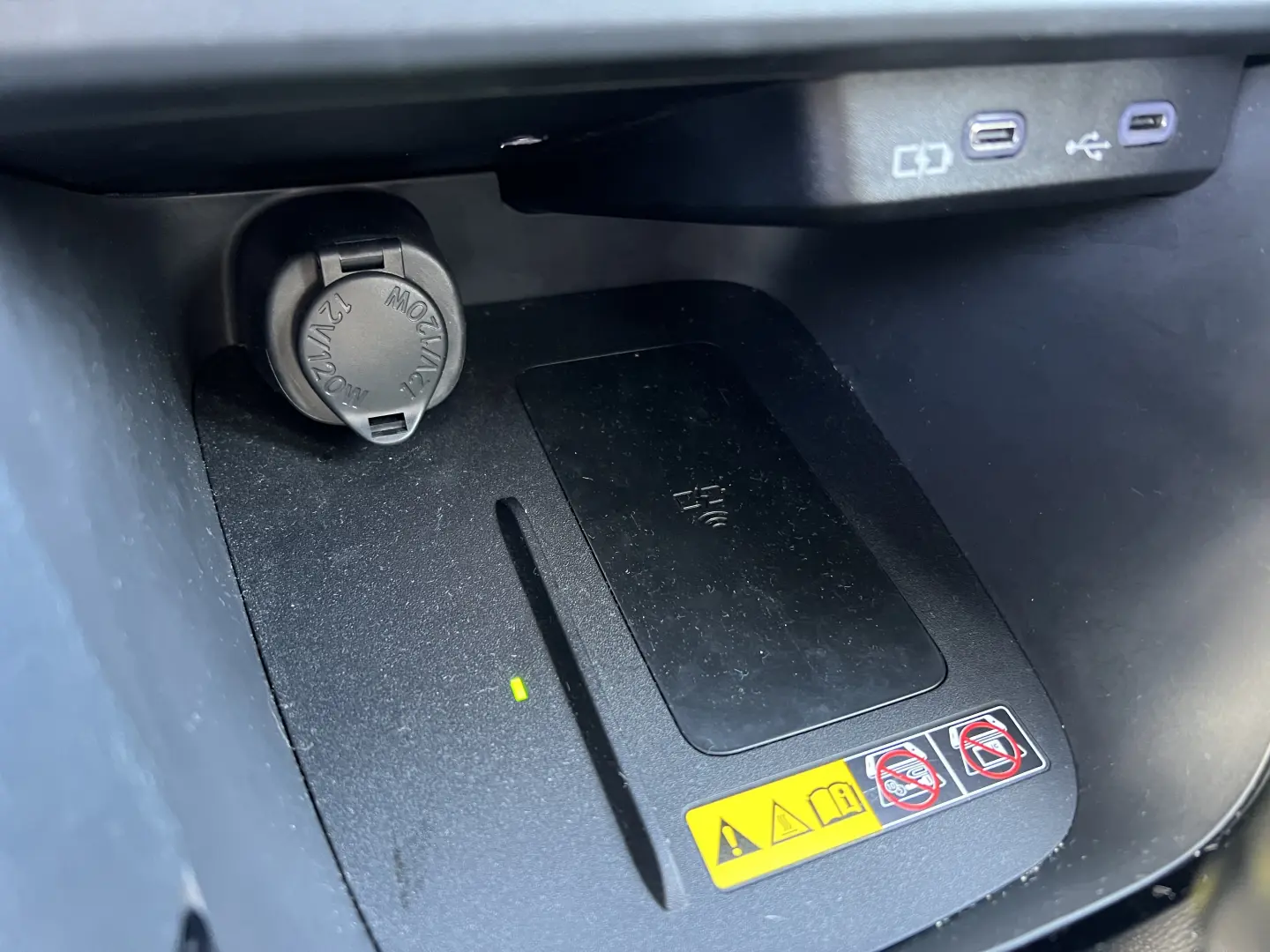 REPREZENTANTA TOYOTA AUTO CA NOU