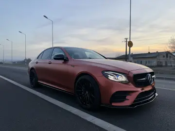 Mercedes-Benz E 43 AMG
