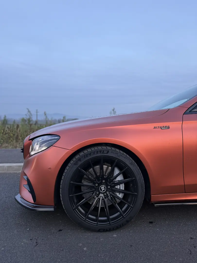 Mercedes-Benz E 43 AMG