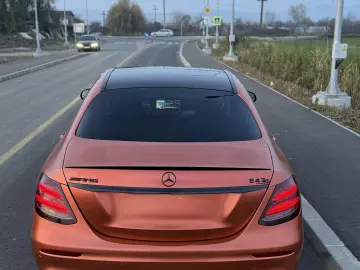 Mercedes-Benz E 43 AMG