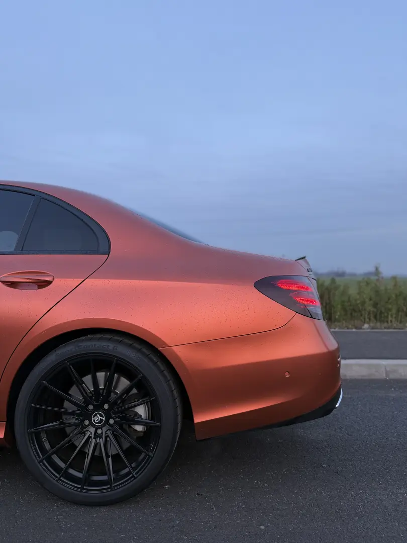 Mercedes-Benz E 43 AMG