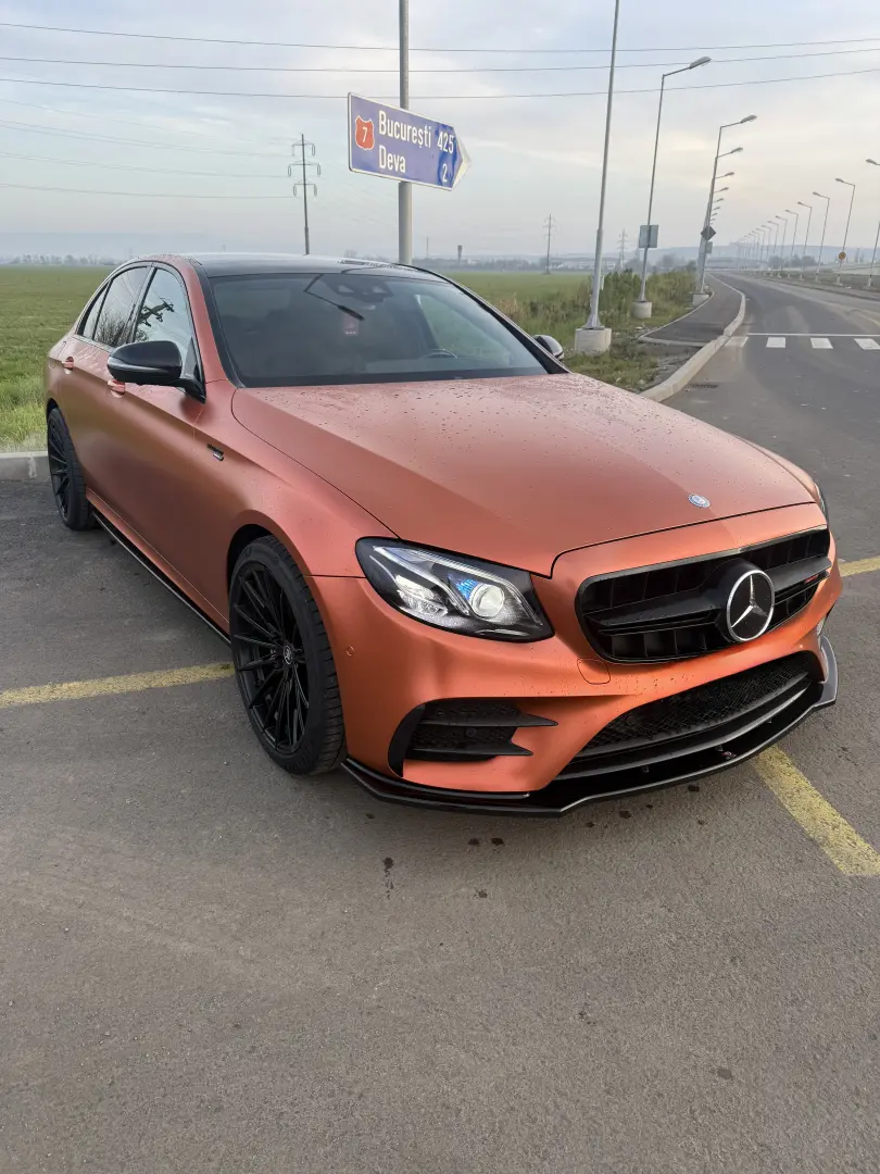 Mercedes-Benz E 43 AMG