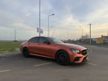 Mercedes-Benz E 43 AMG
