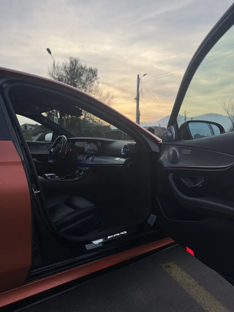 Mercedes-Benz E 43 AMG