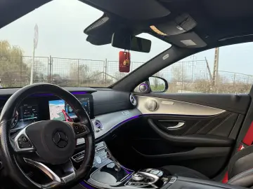 Mercedes-Benz E 43 AMG