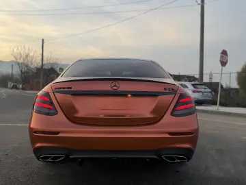 Mercedes-Benz E 43 AMG