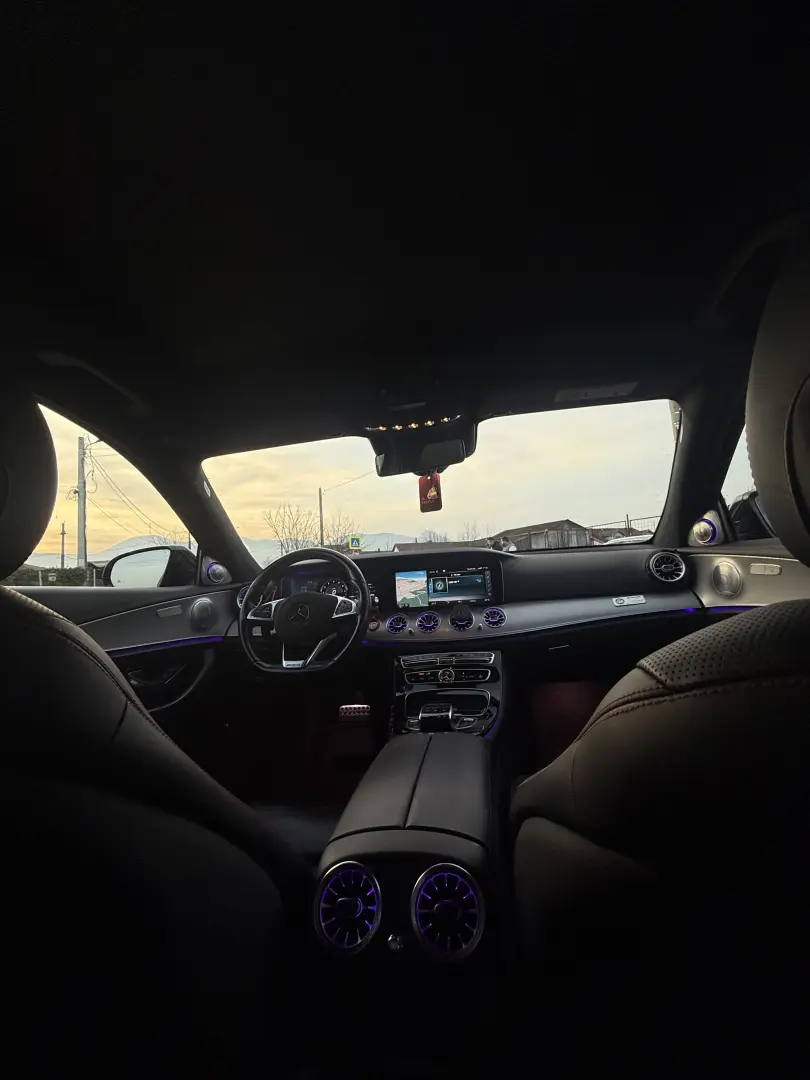 Mercedes-Benz E 43 AMG