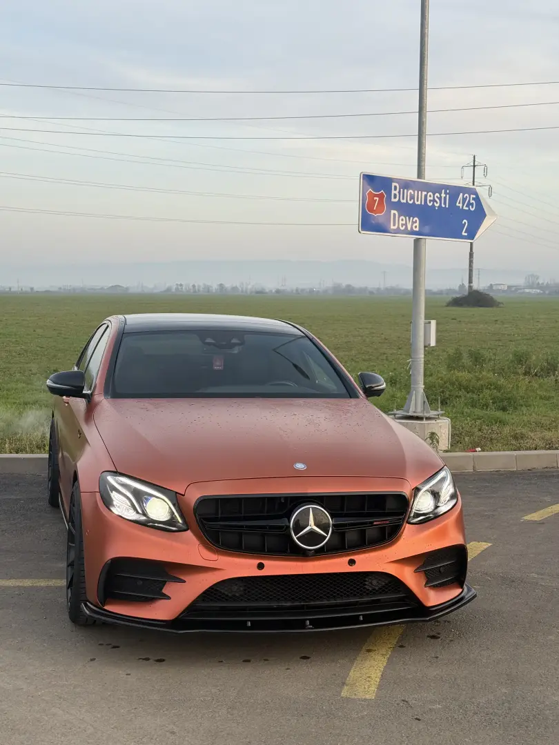 Mercedes-Benz E 43 AMG