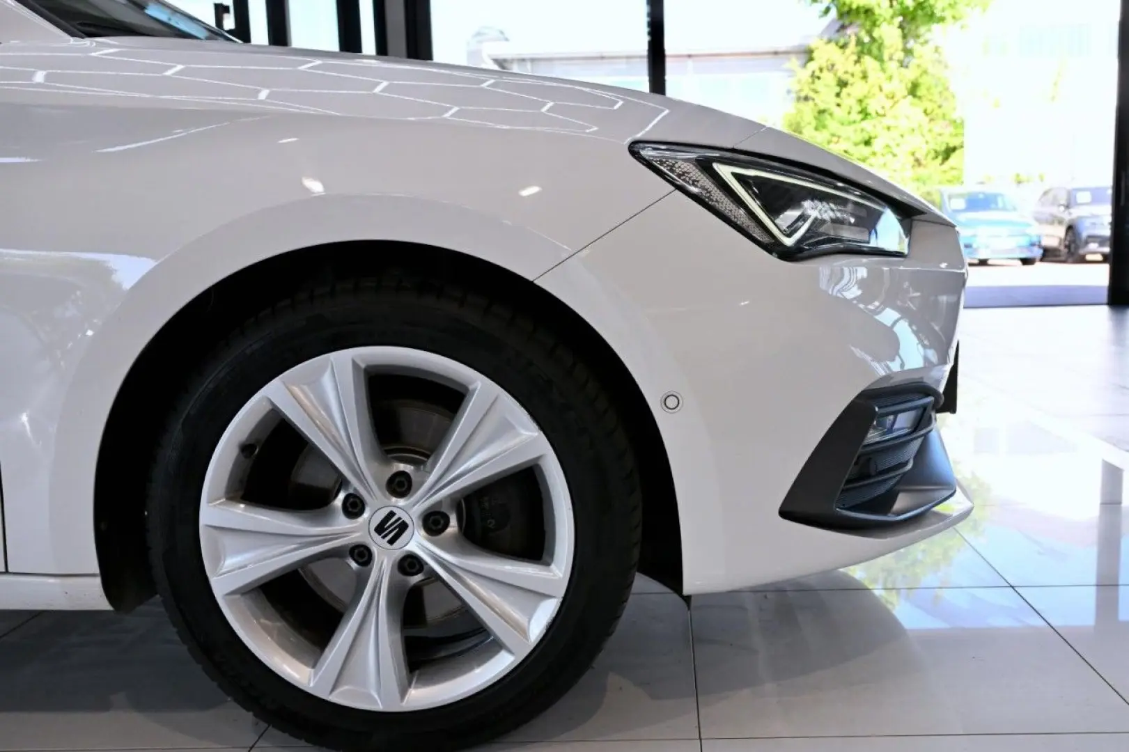 Leon 2.0 TDI DSG FR-Line Sportpaket NAVI LED RFK
