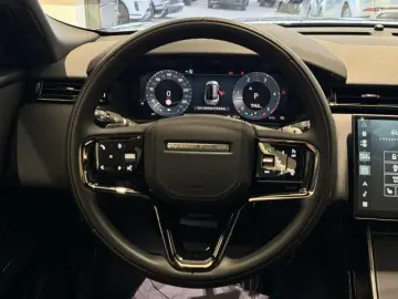 Range Rover Velar D300 AWD Dynamic SE Black Pack