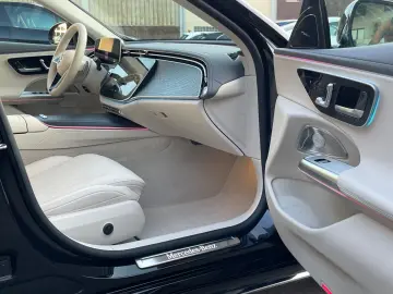 E 300 de Exclusive Premium 4DSound Pano HuD TOP!