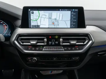 X3 M40i Kamera Laser HUD DAB HiFi Komfort 21Zoll
