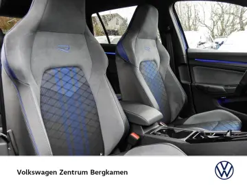 Golf Variant VIII 2.0 R BLACK STYLE 4X4 ACC LM19