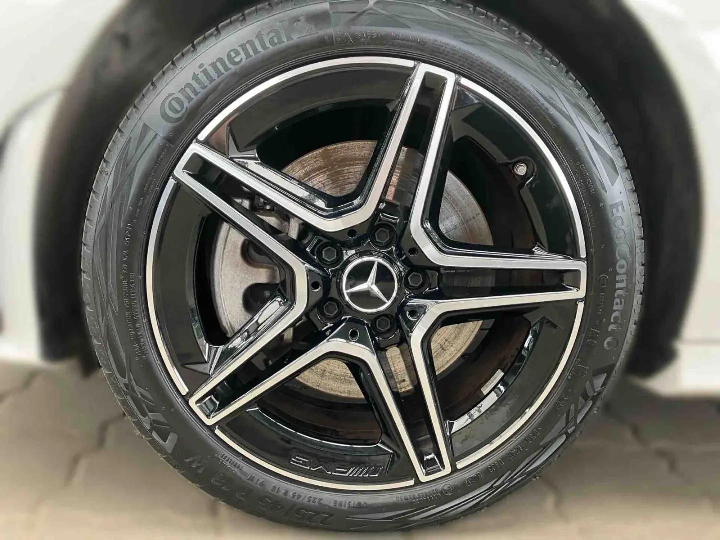 CLA 250 e AMG+MBUX+Night+Burmester+LED+SHZ+Apple