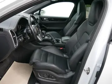 Cayenne Coupé *LED*SZH*KAMERA*AHK*DAB*NAVI*PANO*