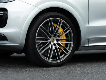 CAYENNE TURBO SPORT DESIGN PCCB APPROVED 03/2026