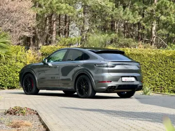 Cayenne Coupe GTS Sportsitz Carbon VOLL Garantie