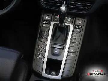 Macan 2.0 DT. FZG. PANO LUFT BOSE NAVI KAMERA
