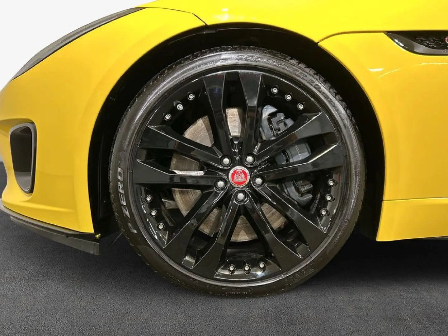 F-Type Cabriolet AWD Aut. R-Dynamic