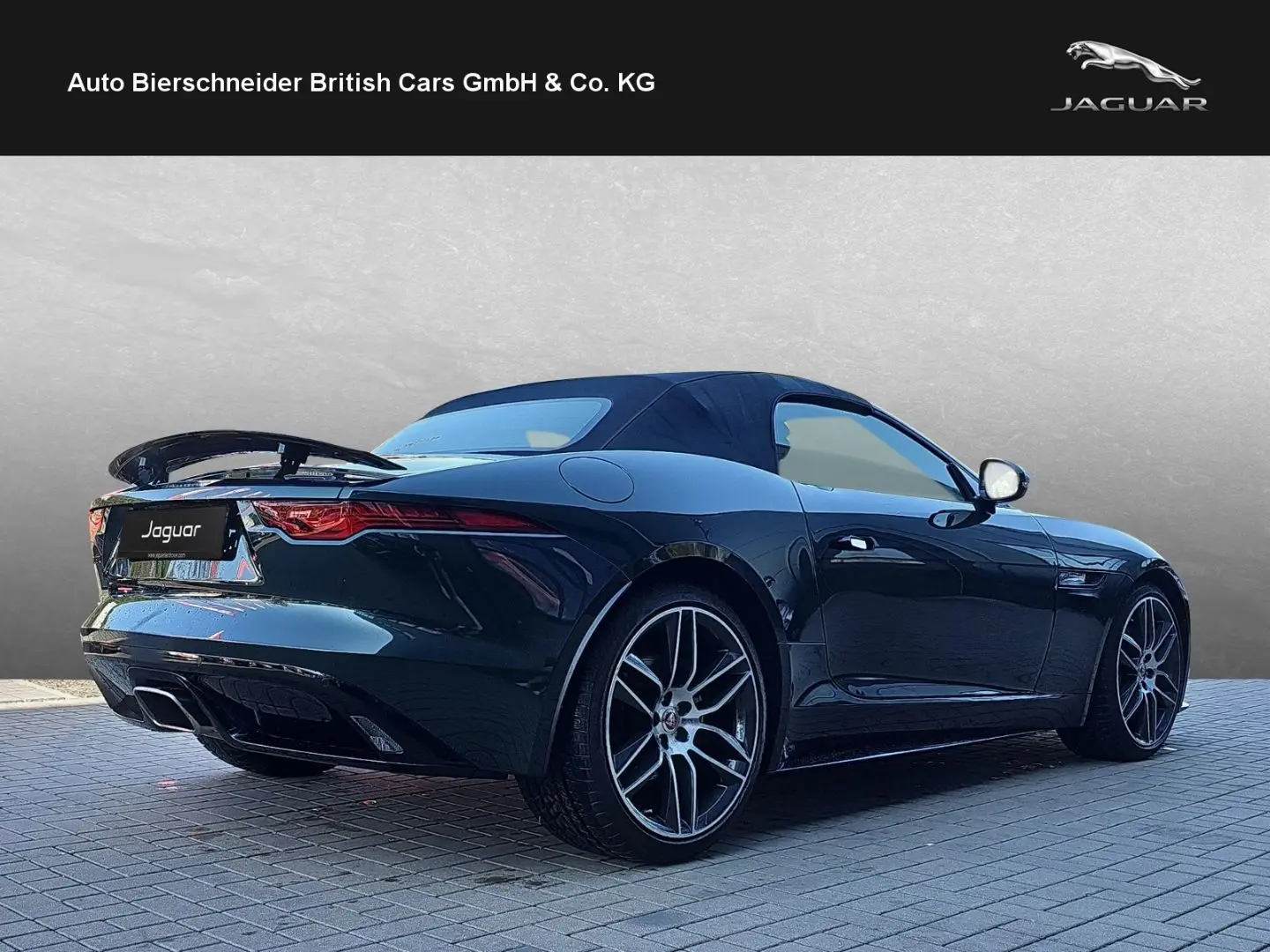 F-Type P300 Cabriolet R-Dynamic