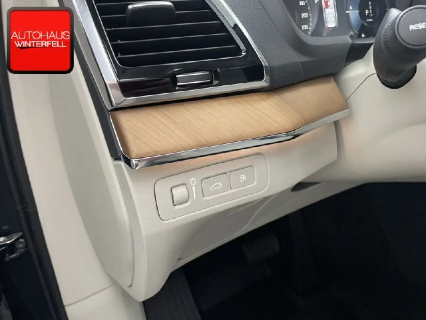 XC90 Rech T8 AWD INSCRIPTION 7SITZ+PANO+LUFT+AHK